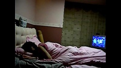 chinese wife reluctant to fuck at first then climaxes /100dates